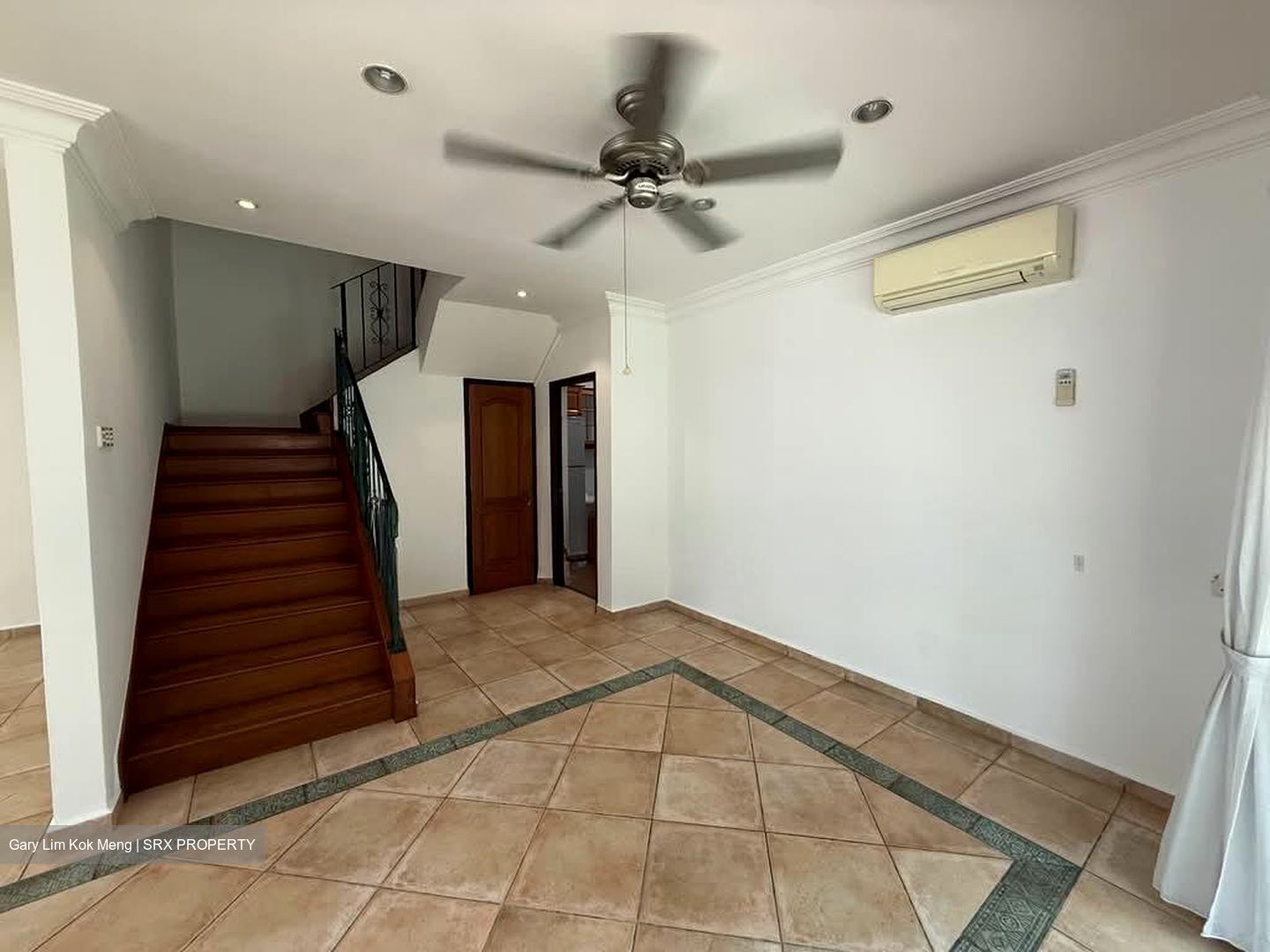Mount Sinai (D10), Semi-Detached #555177821